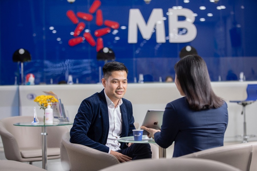 Vay tín chấp MB Bank là lựa chọn phù hợp cho những ai cần nguồn vốn nhanh mà không có tài sản đảm bảo. Tuy nhiên, khoản vay chỉ thật sự hiệu quả nếu bạn biết cách chọn gói vay phù hợp, tính toán kỹ khả năng trả nợ và nắm rõ các điều khoản.