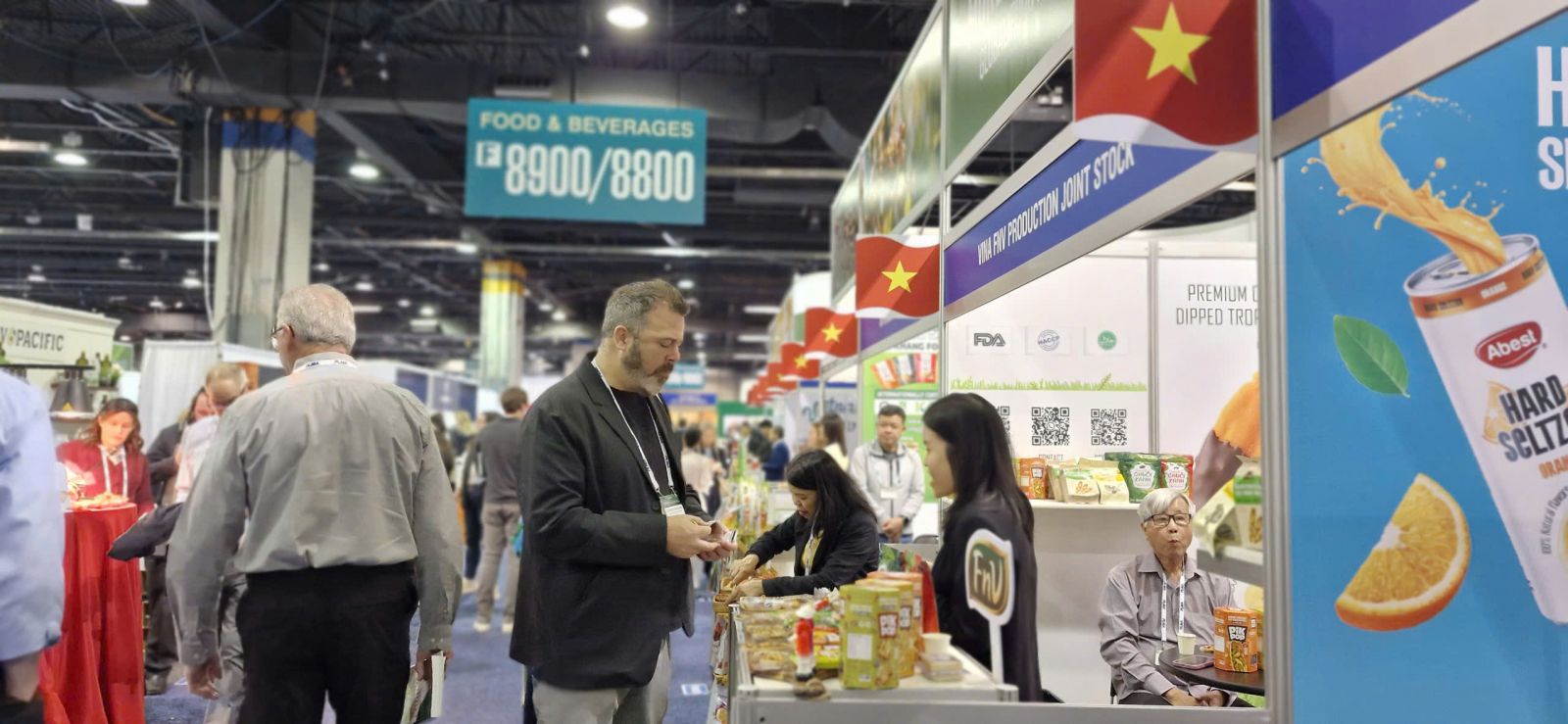 Hội chợ Quốc tế Thực phẩm và Đồ uống Private Label Show 2025 tại Chicago, Mỹ.